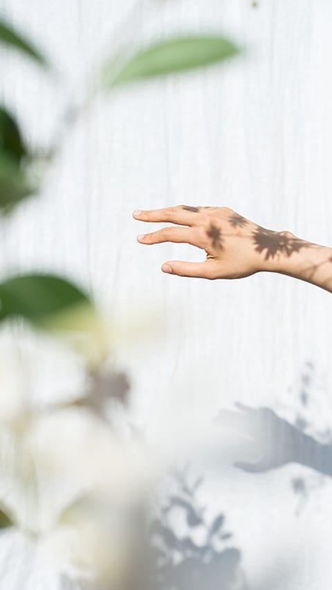 Hand mit Schatten
